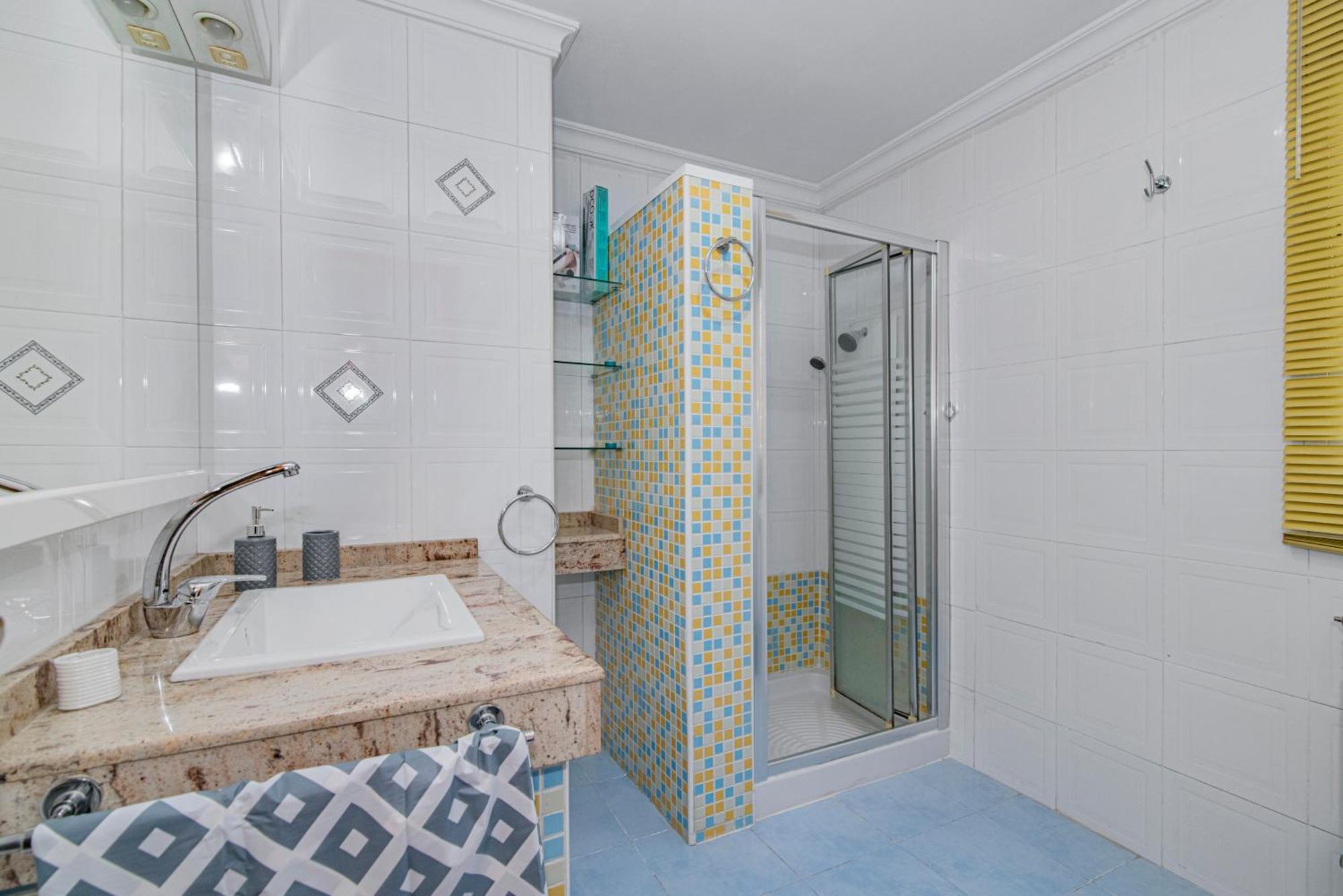 Atico Trucha Retreat Con Terraza * Granada